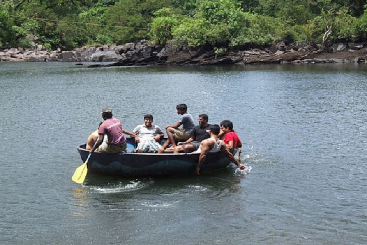 Coracle Ride in Dandeli